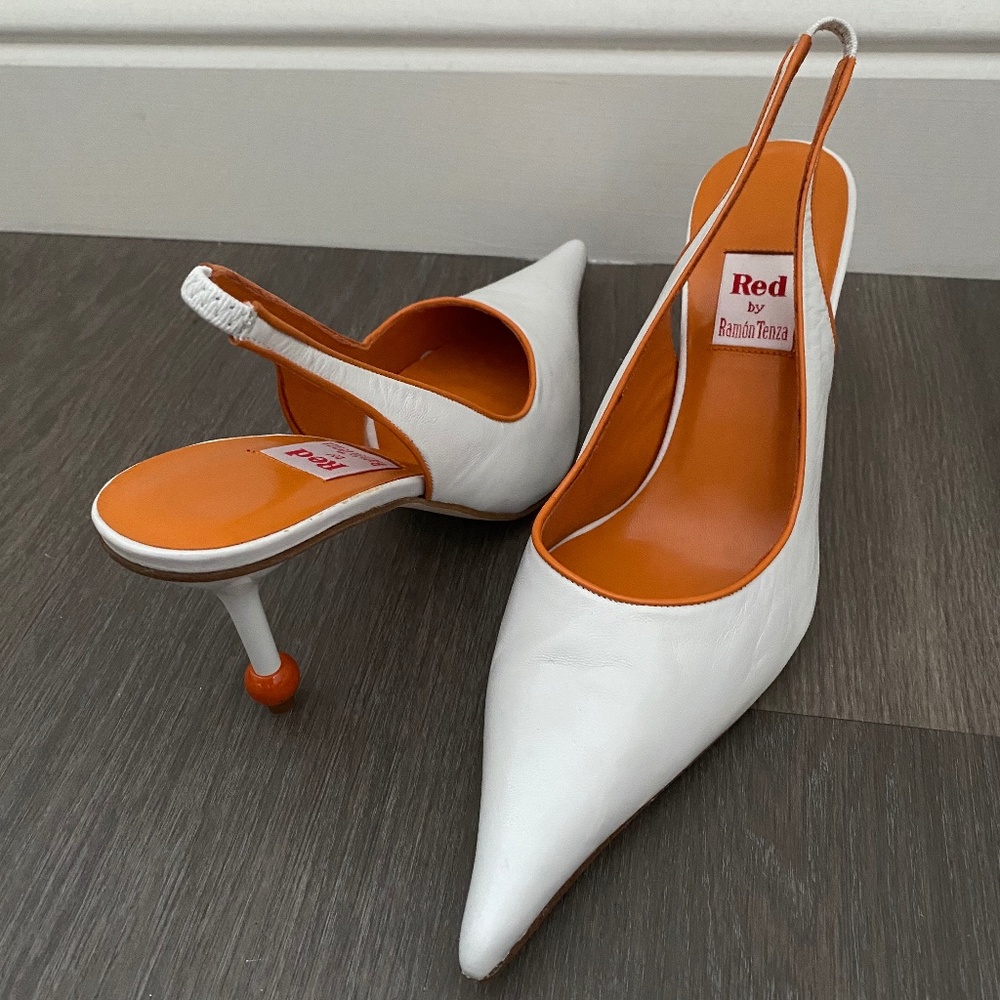 RED By RAMON TENZA Spike Unique 🤍🧡 White Orange Ball Heels Shoes 39 8.5